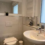 Home-rose-garden-gaestehaus Kontaktloser Zugang 3* Düsseldorf