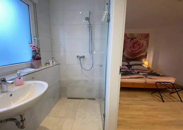 Pensión Home-rose-garden-gaestehaus Kontaktloser Zugang Düsseldorf